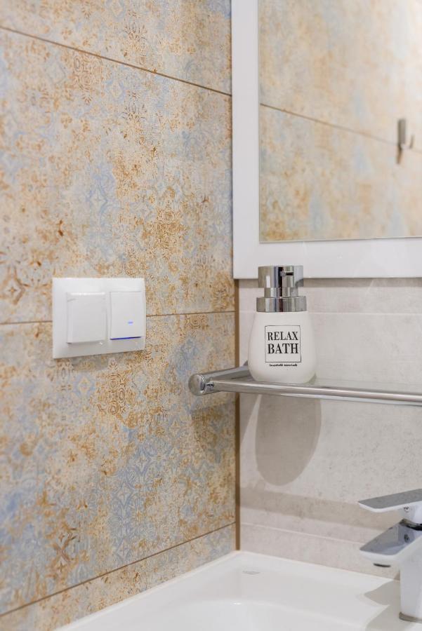 Kosinskiego Apartment Poznan By Noclegi Renters Kültér fotó